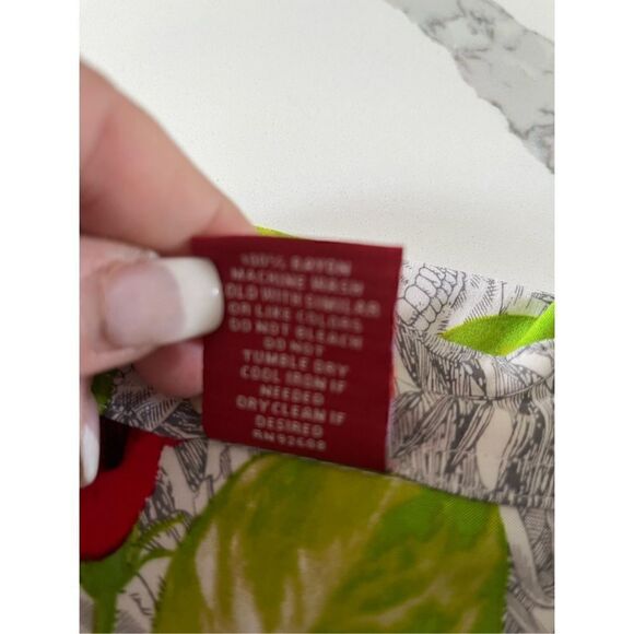 Junction West Men’s Button Down Shirt Sz L Skulls Hawaiian Short Sleeve - Picture 7 of 9